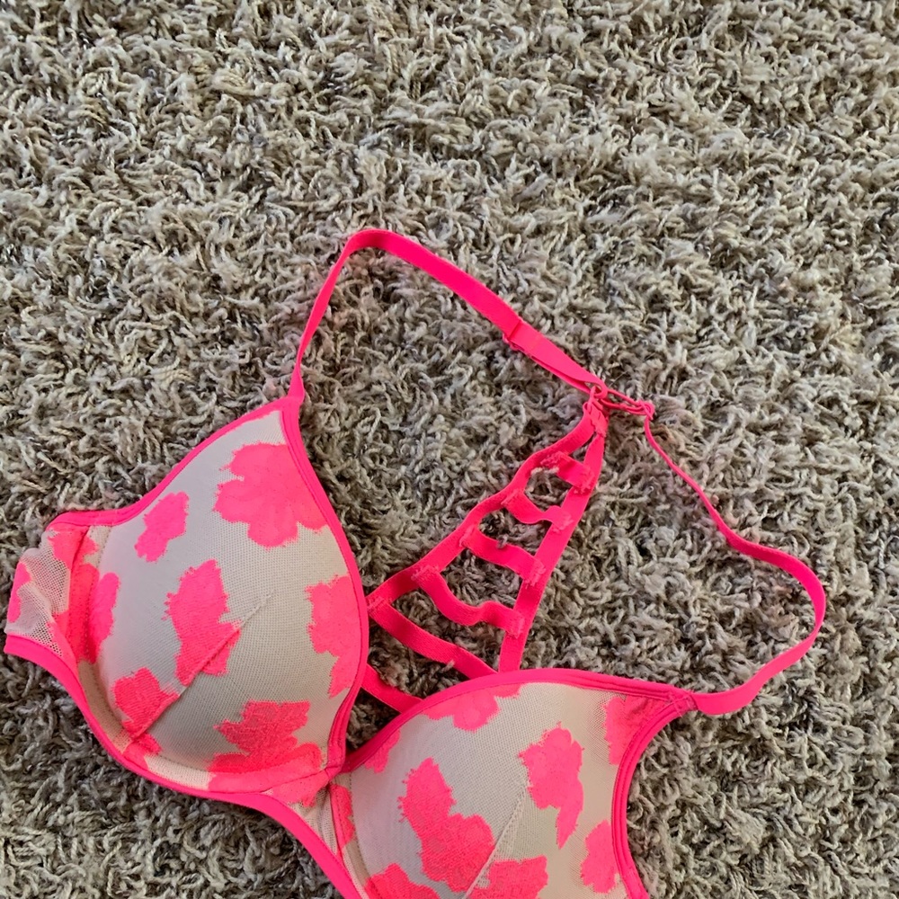 PINK bra